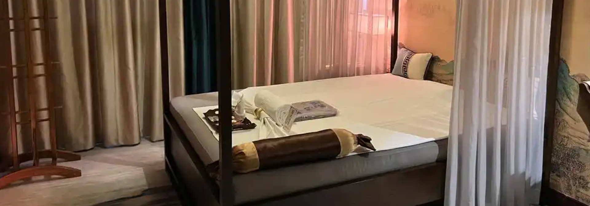 武汉江夏Xinxi养生会馆高端养生馆